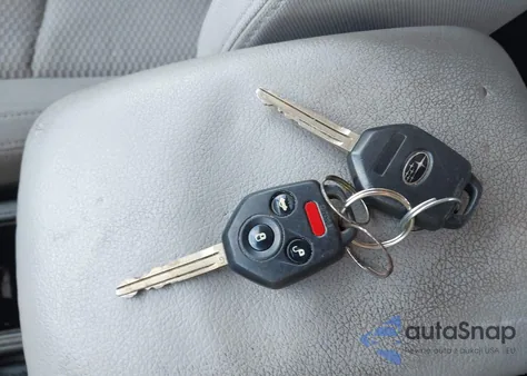 2015 Subaru Forester 2.5I z USA, uszkodzony, nr VIN JF2SJABC1FH462145